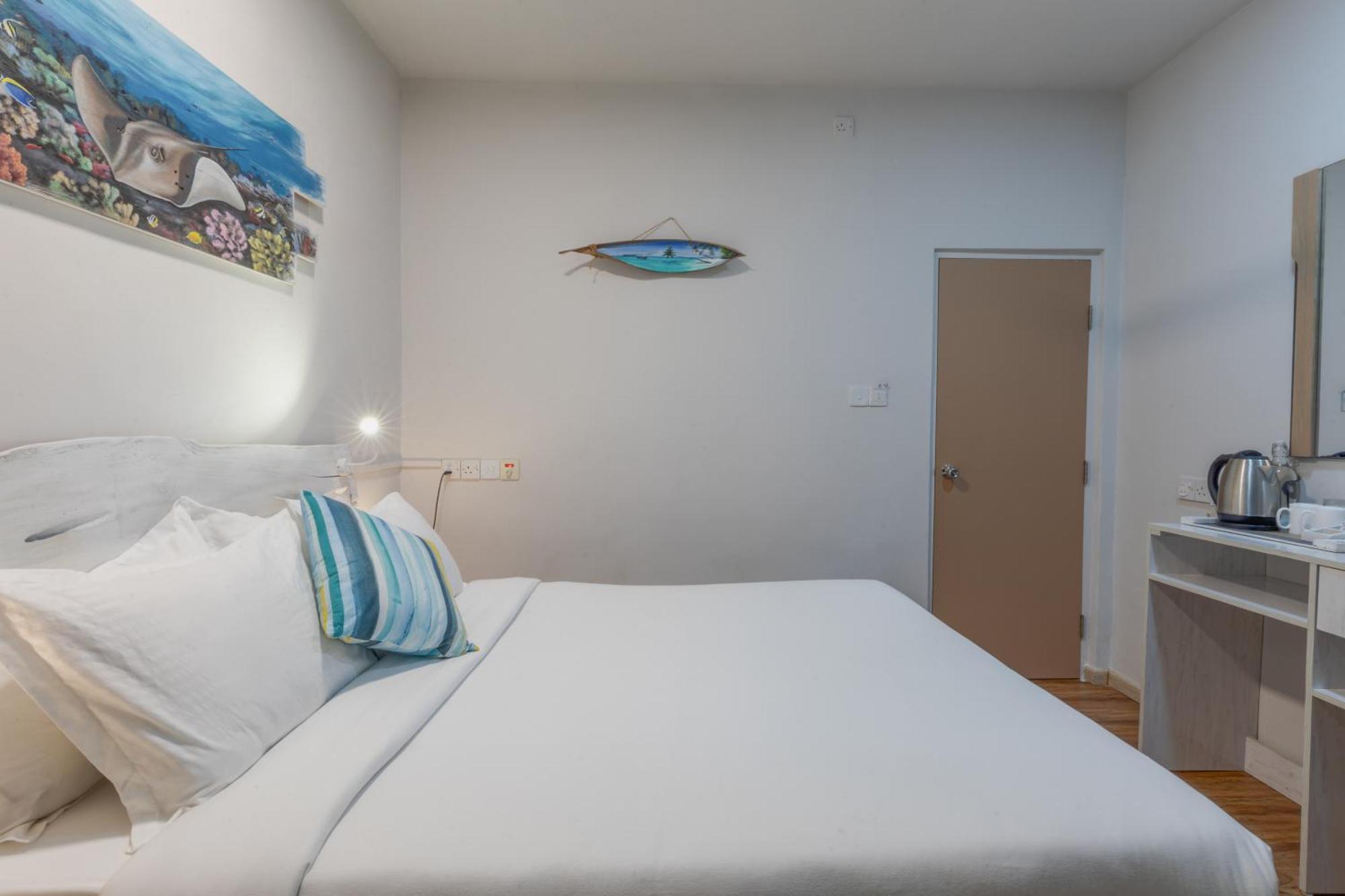 Ocean Pearl Maldives At Gulhi Island Hotell Eksteriør bilde